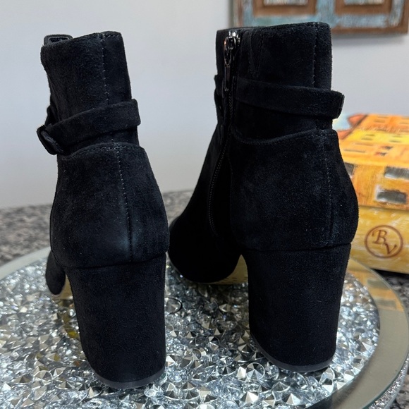 Bella Vita felicity Black suede Ankle Booties NWT 10N - Picture 8 of 15